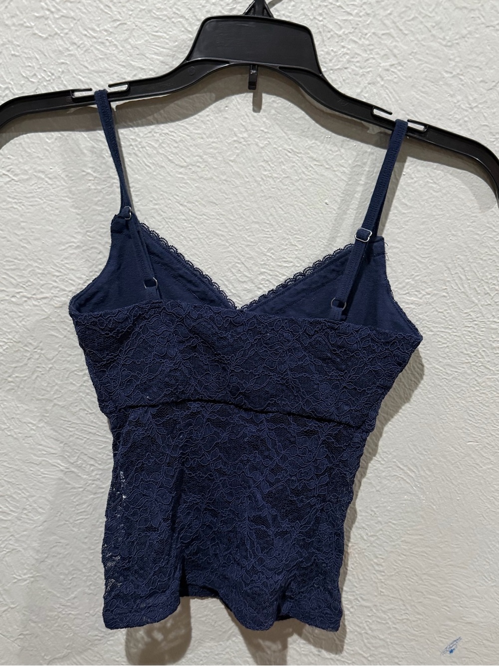 Hollister Navy Lace Cami with White Trim Y2K EUC - Picture 3 of 3